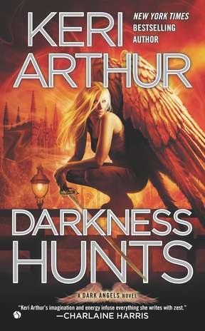 Keri Arthur/Darkness Hunts